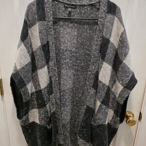 ​Banana Republic Mohair Blend Plaid Buffalo Check Cardigan Wrap Petite M/L